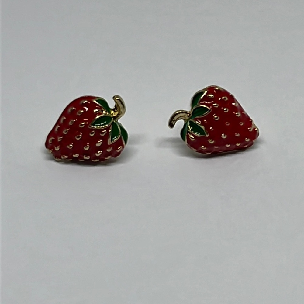 Earrings Strawberry‎